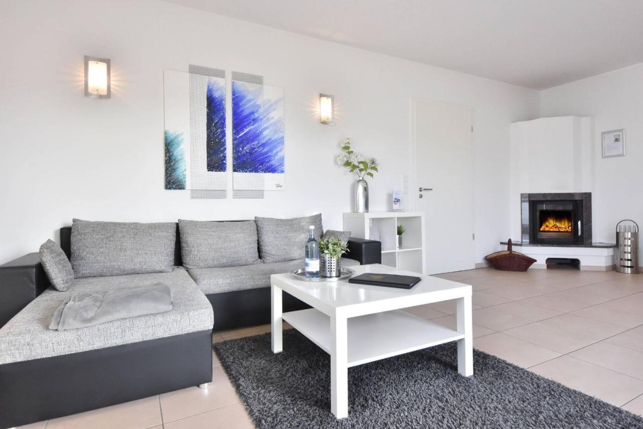 Villa Kaja Wohnung Achterland Korswandt Bagian luar foto